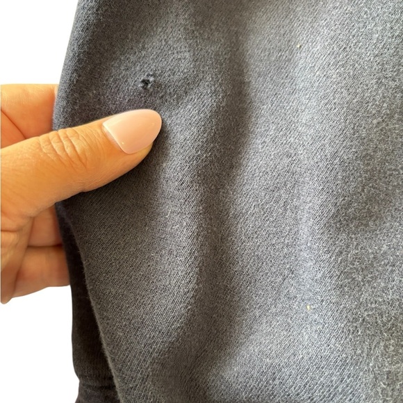 WVU Mountaineers Hoodie Mens L E5 Sportswear Blue Yellow Appliqué Flaws - Picture 7 of 9